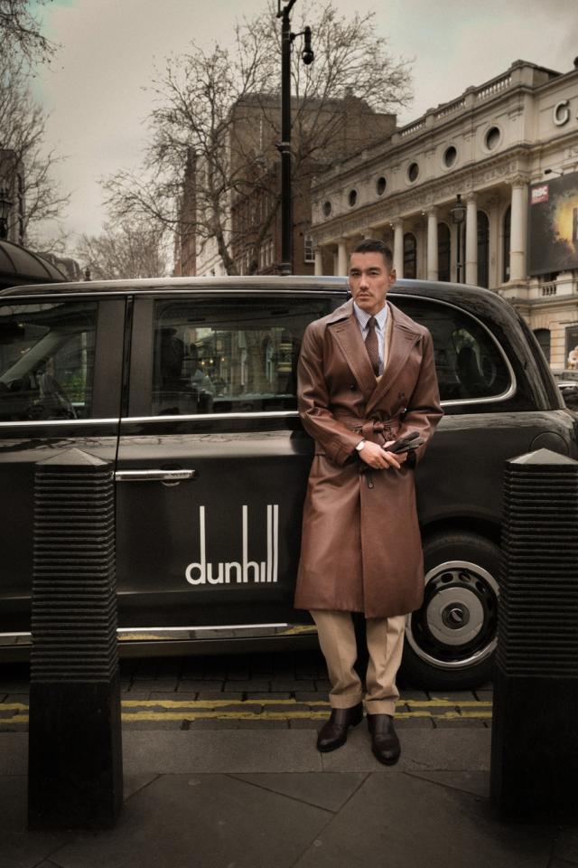 胡兵出席伦敦时装周秀场英国肖像馆里的儒雅民国风(图2)