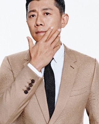 迪奥西装展现型男魅力(图5)