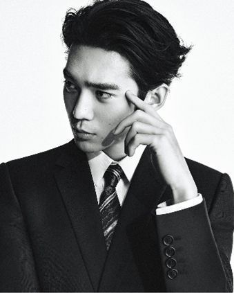 迪奥西装展现型男魅力(图3)