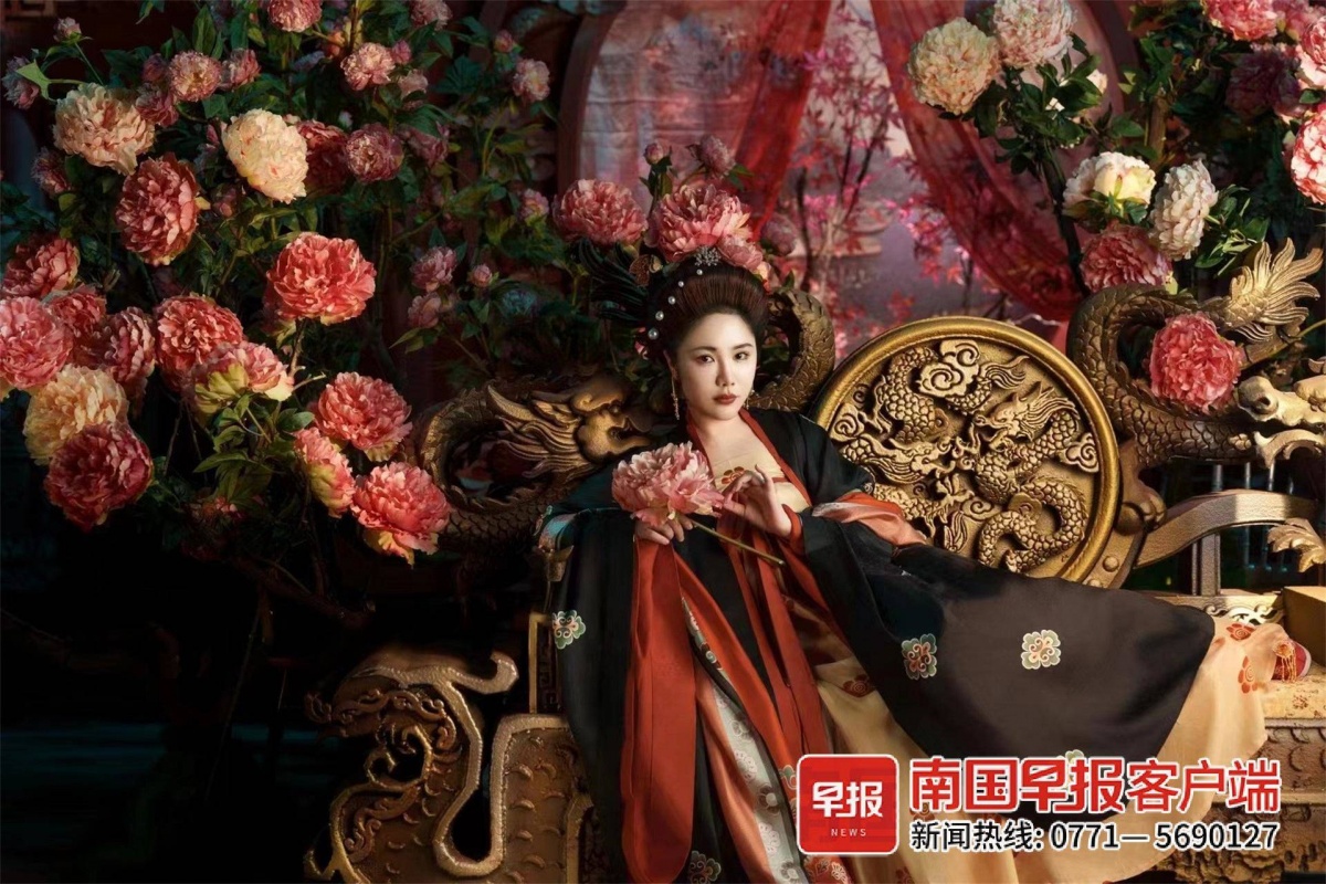 “做中国婚礼让世界惊艳！”广西妹作品获2024伦敦设计奖室内设计类大奖(图1)