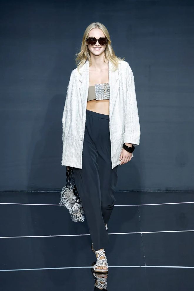 EmporioArmani2024春夏系列甜美意境美学时尚(图1)