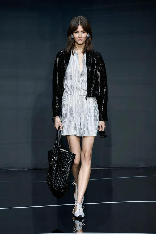 EmporioArmani2024春夏系列甜美意境美学时尚(图14)
