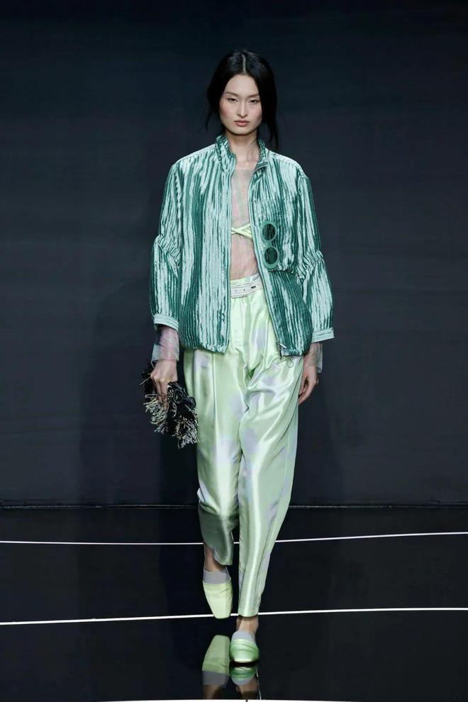 EmporioArmani2024春夏系列甜美意境美学时尚(图23)