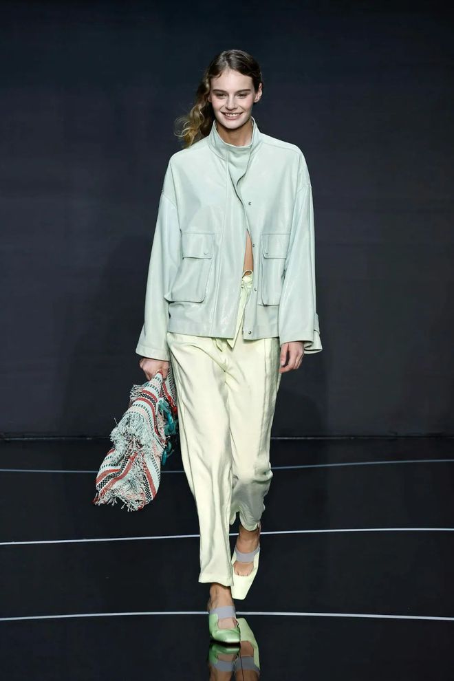 EmporioArmani2024春夏系列甜美意境美学时尚(图22)