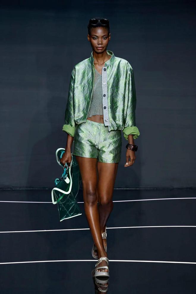 EmporioArmani2024春夏系列甜美意境美学时尚(图21)