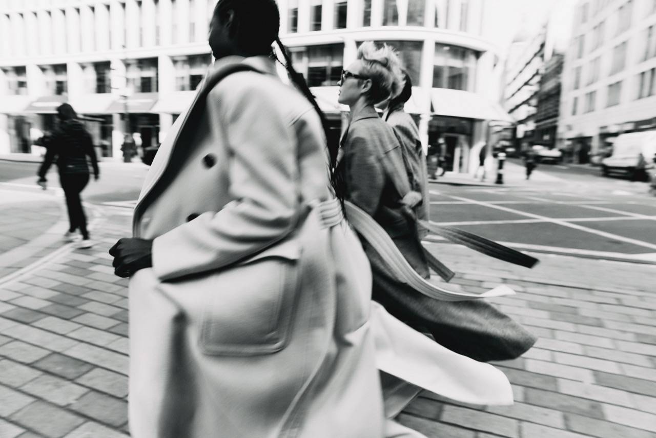 九游体育：MAXCo倾启全新2024秋冬系列(图5)