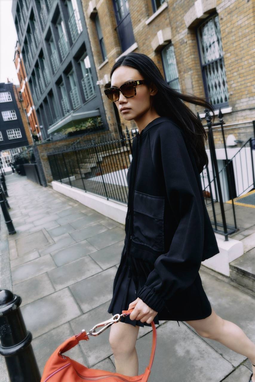 九游体育：MAXCo倾启全新2024秋冬系列(图2)