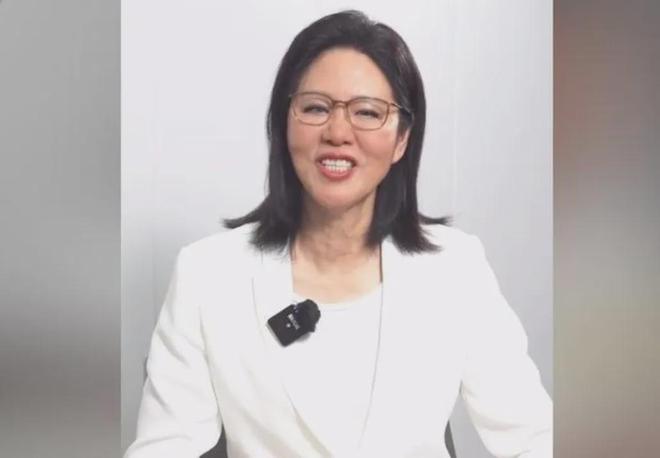 九游体育网站:郎平大变样!看奥运的她打扮时髦脸部紧致无皱纹哪像64岁的人(图5)