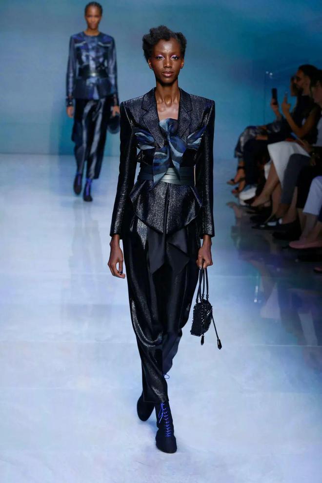 GiorgioArmani2024春夏系列雅致韵味优雅梦幻(图25)