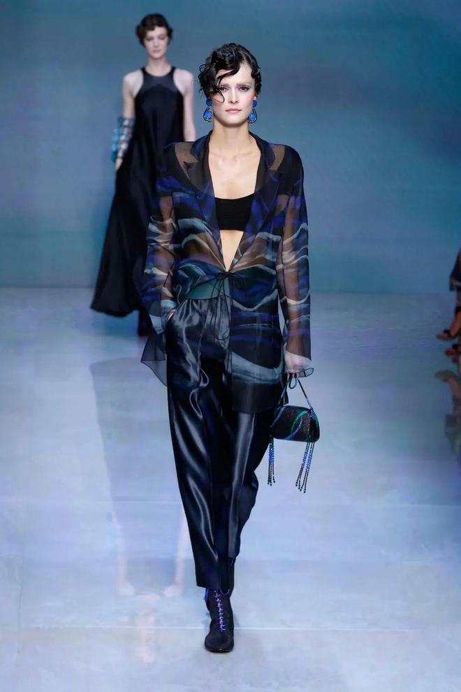 GiorgioArmani2024春夏系列雅致韵味优雅梦幻(图28)
