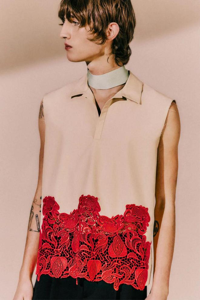 九游体育网站：Lanvin2024春夏系列设计独特廓形剪裁(图17)