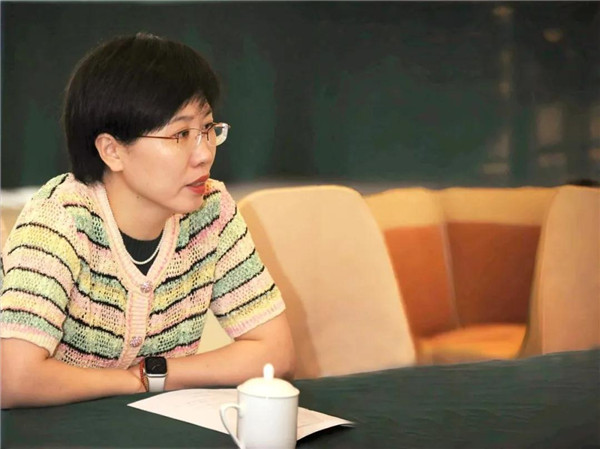 九游体育：2024年度河北省服装设计大赛评审会在石家庄召开(图2)