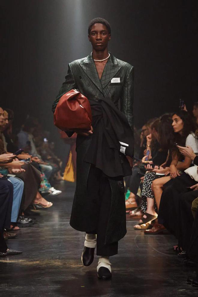 Rokh2024春夏系列打结和镂空细节(图9)