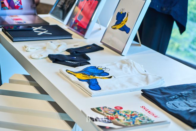 九游体育网站：还得是优衣库！抢先看2024秋冬系列新品感受优雅不过时的魅力！(图13)