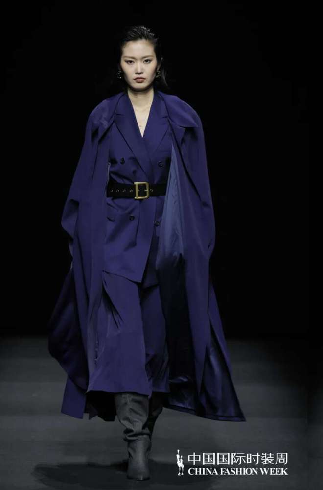 九游体育网站：“北服日”亮相2024中国国际时装周(图2)