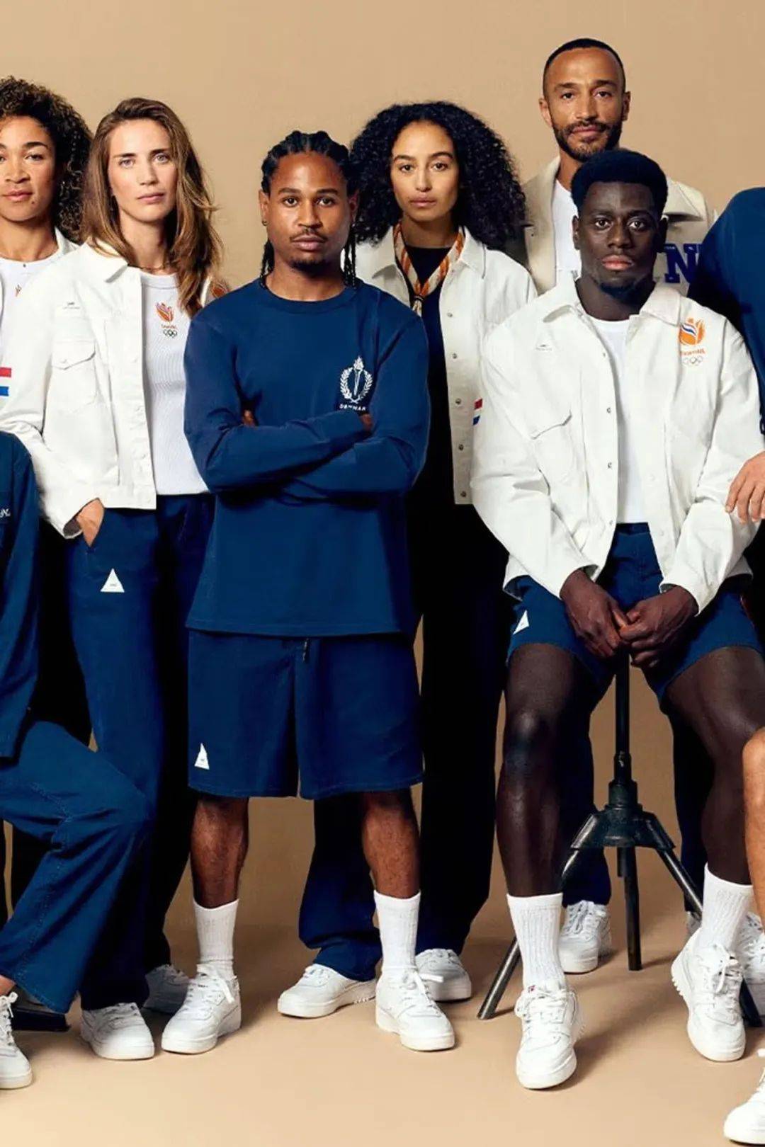 九游体育：2024巴黎奥运：各国制服设计大比拼谁是王者？(图11)