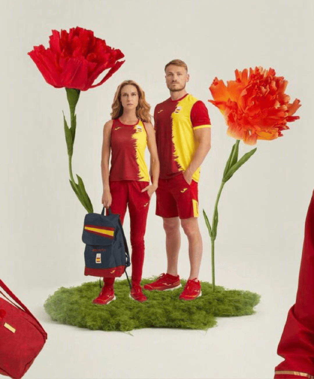 九游体育：2024巴黎奥运：各国制服设计大比拼谁是王者？(图15)