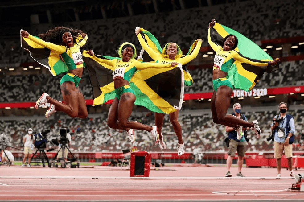 九游体育：2024巴黎奥运：各国制服设计大比拼谁是王者？(图19)