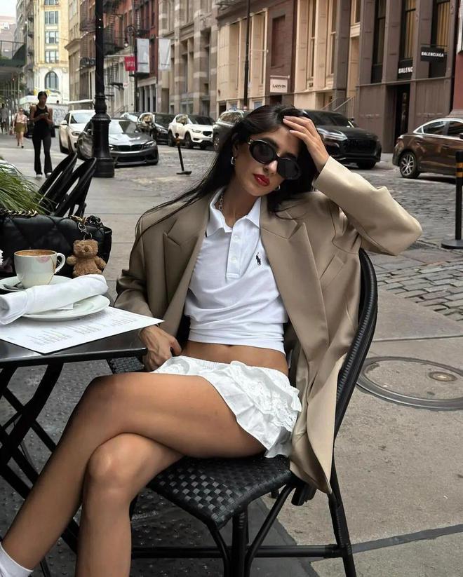 早秋外套千万别乱选！薄款西装外套是首选爱美的人早就穿上了(图10)