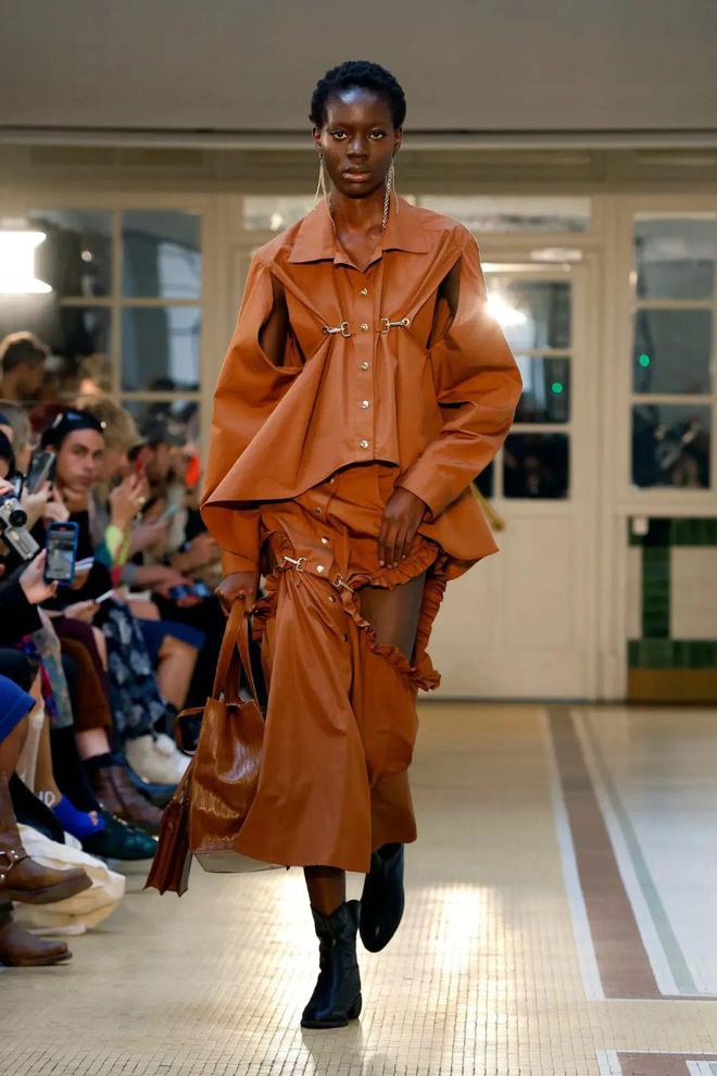 Victoria_Tomas2024春夏系列日常时尚(图10)