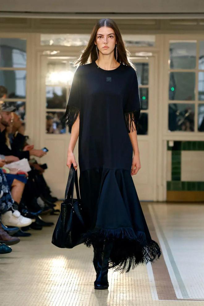 Victoria_Tomas2024春夏系列日常时尚(图9)