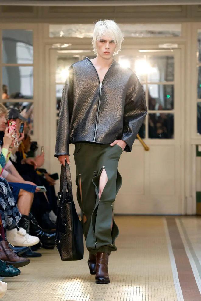 Victoria_Tomas2024春夏系列日常时尚(图17)