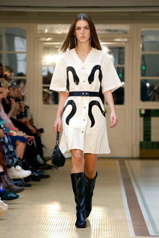 Victoria_Tomas2024春夏系列日常时尚(图21)