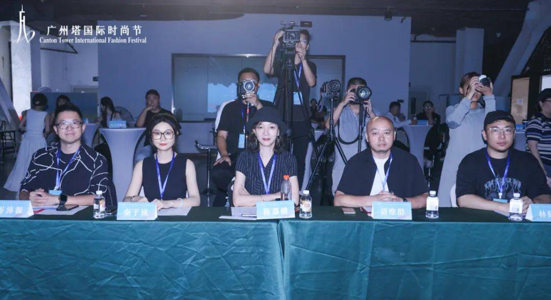 官宣2024大学生创新创业服装设计大赛（入围效果图+获奖名单）(图1)