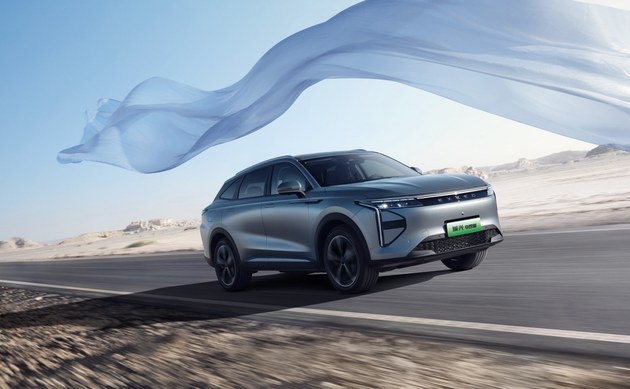 2024成都车展:星途瑶光C-DM电四驱预售2098万元起(图6)