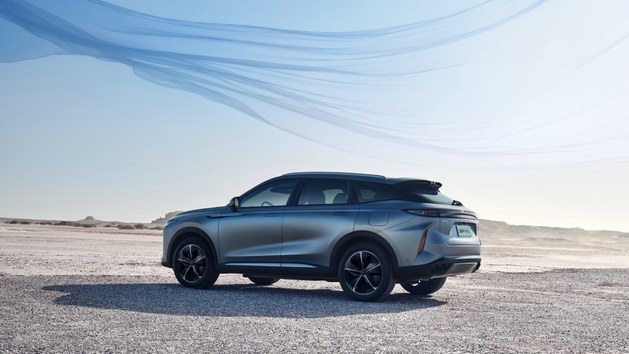 2024成都车展:星途瑶光C-DM电四驱预售2098万元起(图7)