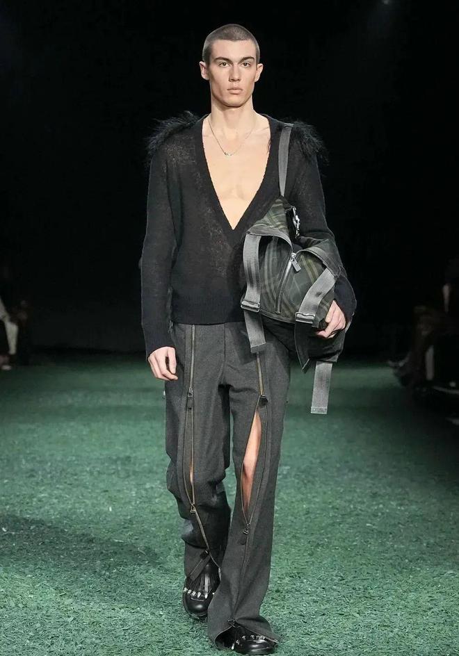 Burberry2024秋冬系列洒脱酷飒(图6)