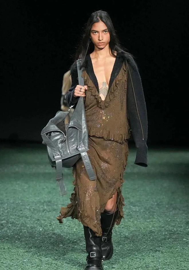 Burberry2024秋冬系列洒脱酷飒(图28)