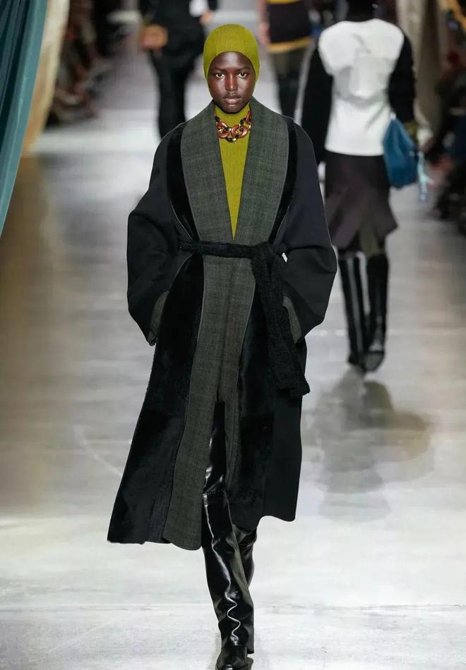 Fendi2024秋冬系列自然都市设计(图8)