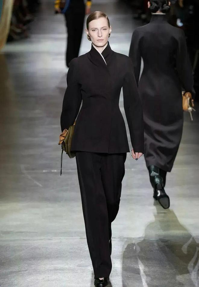 Fendi2024秋冬系列自然都市设计(图6)