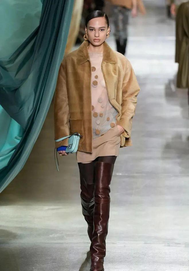 Fendi2024秋冬系列自然都市设计(图20)