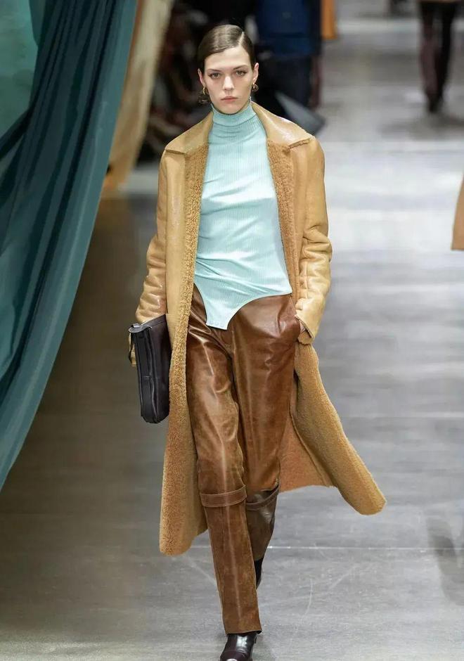 Fendi2024秋冬系列自然都市设计(图22)