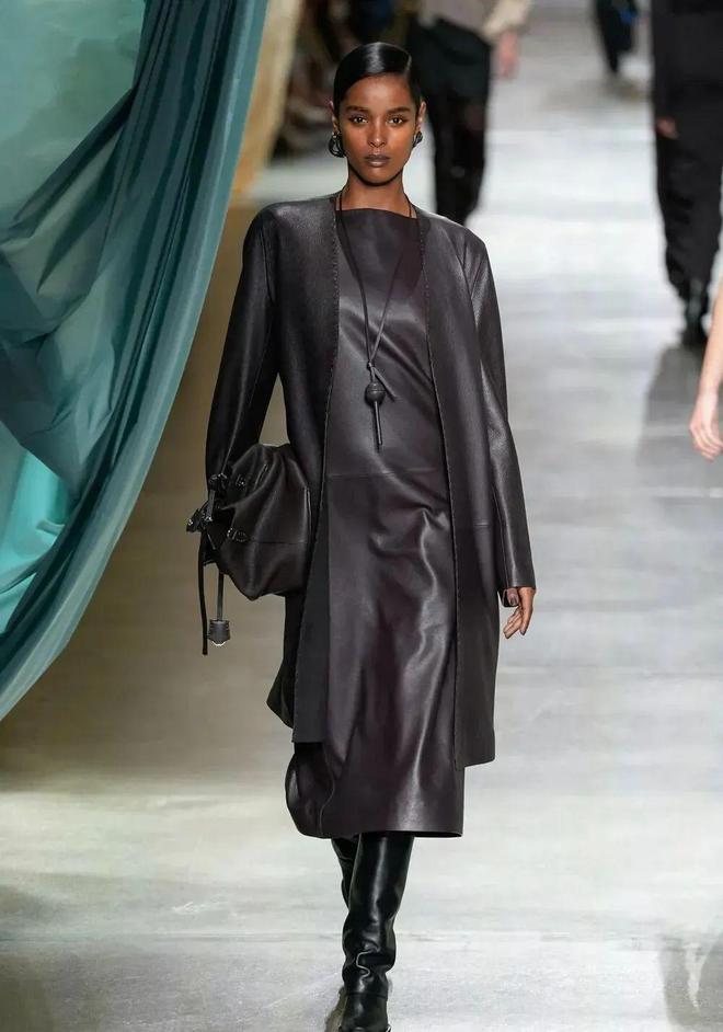 Fendi2024秋冬系列自然都市设计(图50)