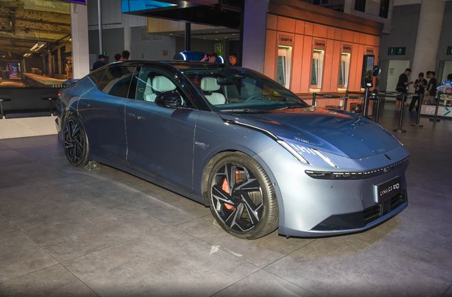 优惠后1968万起超5米的领克Z10西装暴徒纯电900V平台(图2)