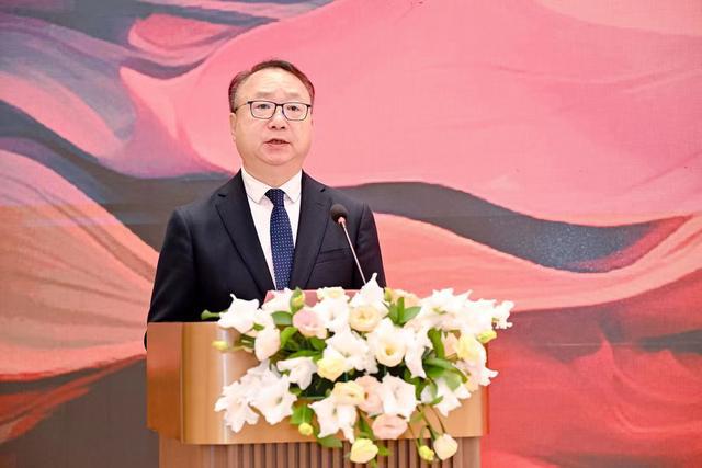 九游体育：2024世界服装大会将于11月举办(图2)