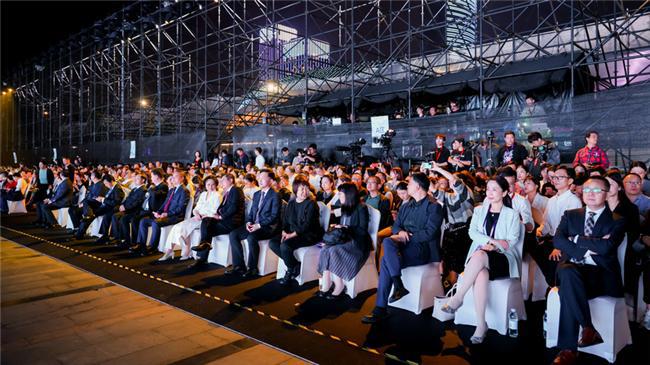九游体育网站：2024中国生态环保面料设计大赛颁奖典礼在苏州湾成功举办(图2)