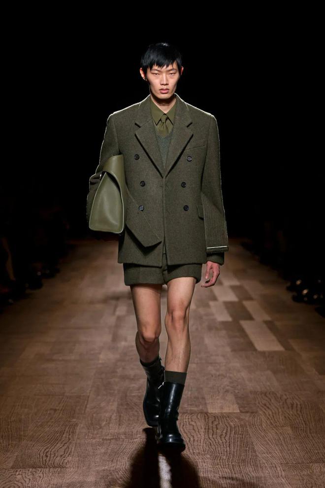 FERRAGAMO2024秋冬系列柔美沉稳(图6)