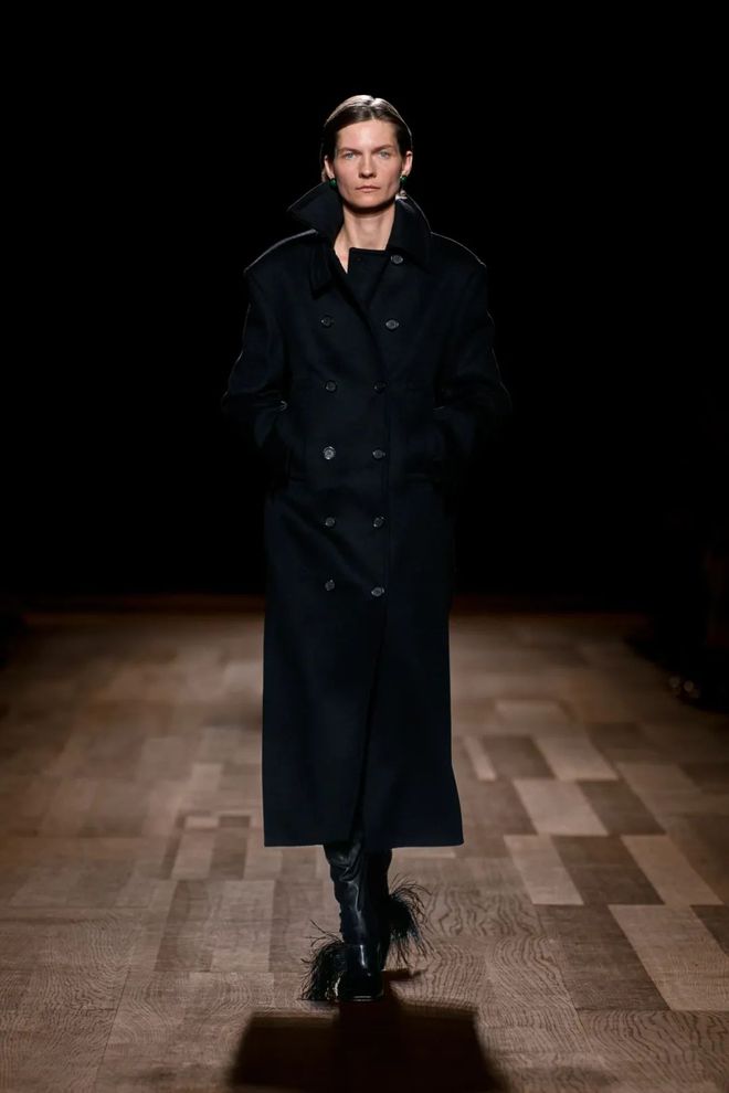 FERRAGAMO2024秋冬系列柔美沉稳(图17)