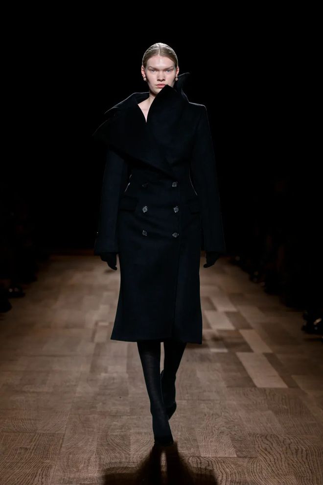 FERRAGAMO2024秋冬系列柔美沉稳(图51)