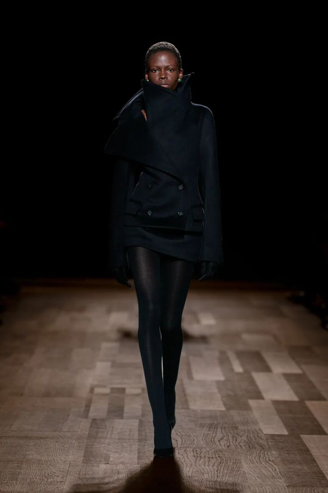 FERRAGAMO2024秋冬系列柔美沉稳(图54)