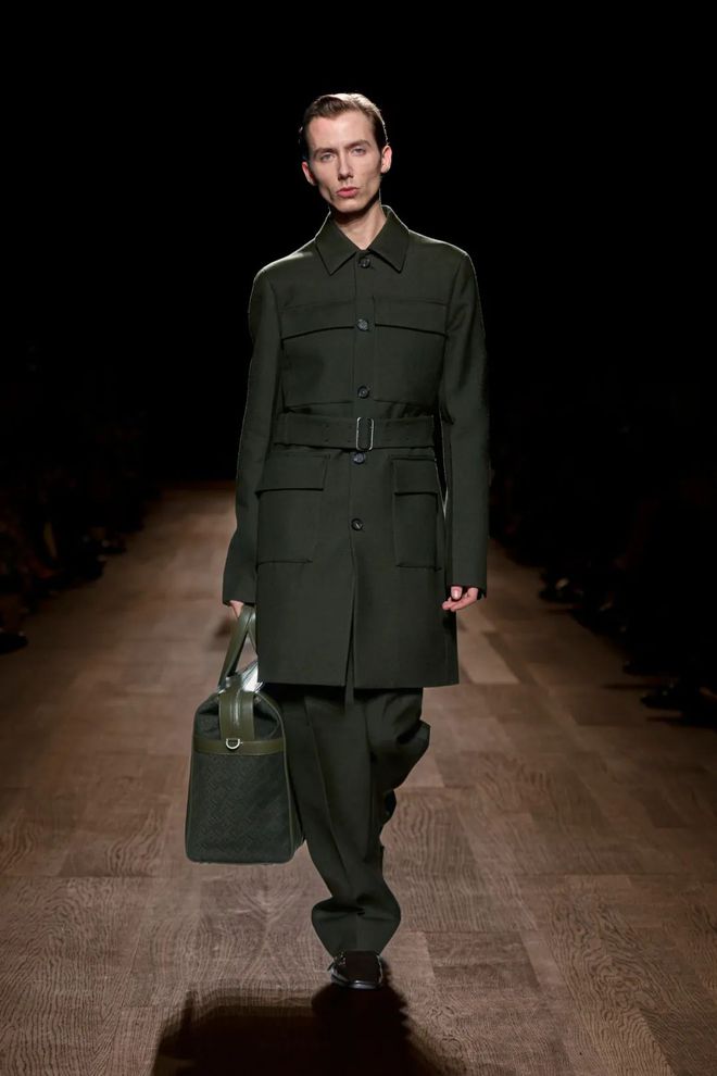FERRAGAMO2024秋冬系列柔美沉稳(图48)