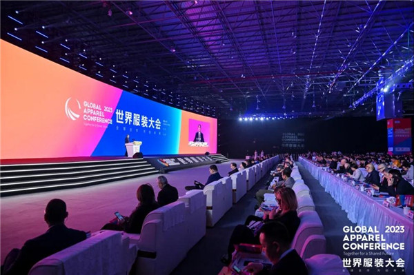 九游体育网站：全球服装界即将开启对线世界服装大会来袭(图3)