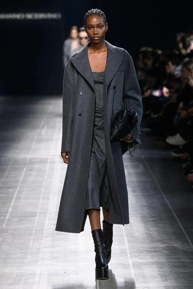 ErmannoScervino2024秋冬系列纹理灰色的调优雅(图7)