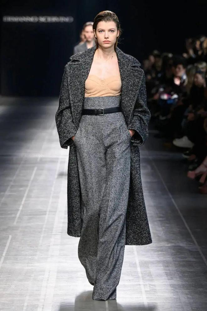 ErmannoScervino2024秋冬系列纹理灰色的调优雅(图2)
