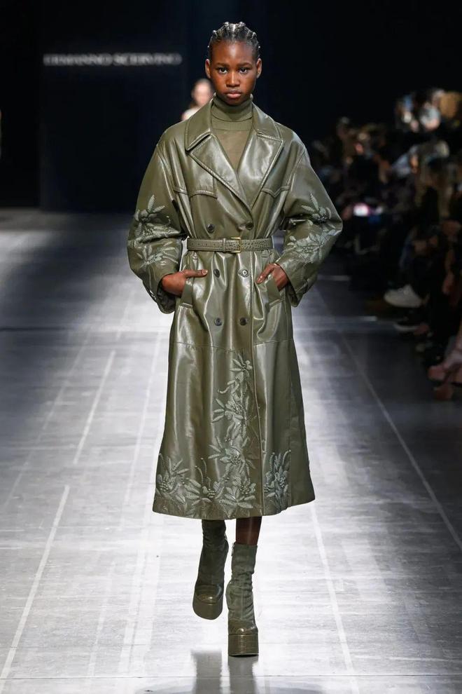 ErmannoScervino2024秋冬系列纹理灰色的调优雅(图12)