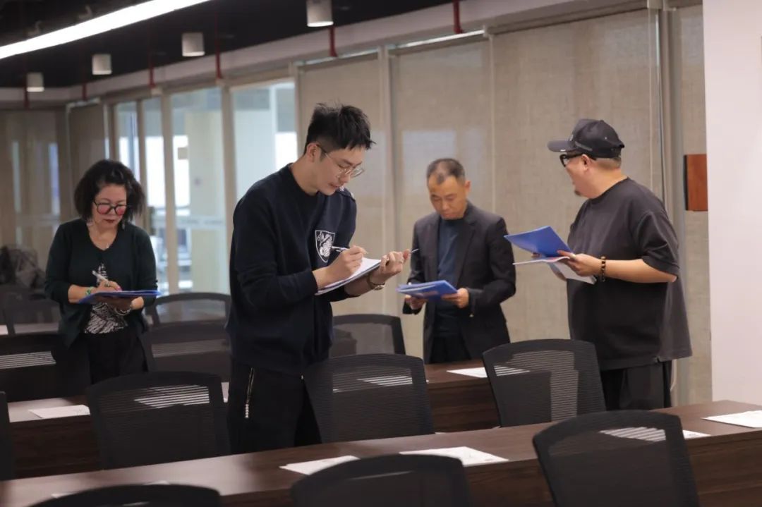 新潮迭起活力迸射——东方杯·2024中国女装设计大赛决赛暨颁奖典礼精彩纷呈(图6)